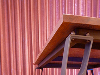 �_�C�j���O�e�[�u��